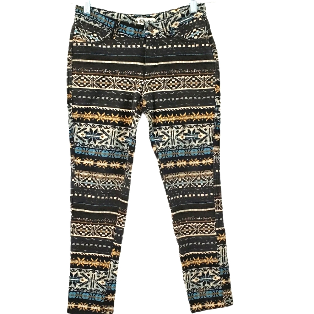 Shylo Jegging Pants Graphic Prints